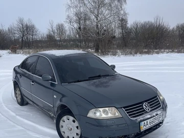 Авто Volkswagen Passat Sedan 2003 № 8537799
