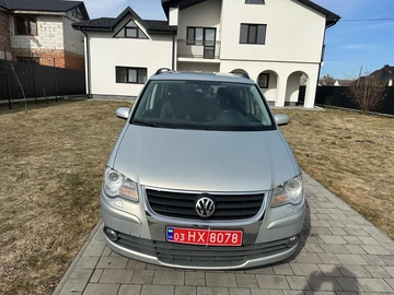 Авто Volkswagen Touran 2008 № 8537823