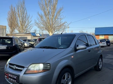 Авто Chevrolet Aveo 2005 № 8537933