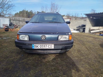 Авто Volkswagen Passat Variant 1991 № 8538116