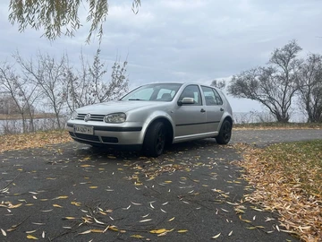 Авто Volkswagen Golf 2002 № 8538134