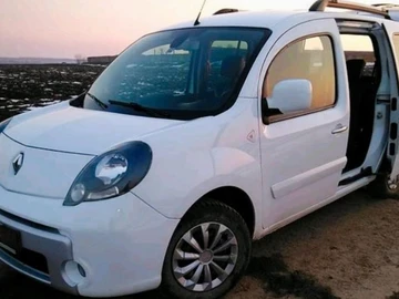 Авто Renault Kangoo Passenger 2011 № 8538162