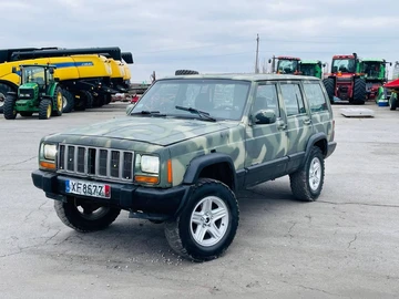 Авто Jeep Cherokee 2002 № 8538208