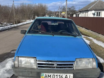 Авто ВАЗ 2109 1992 № 8538637