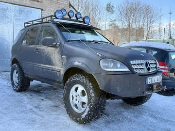 Авто Mercedes Ml Серия 2000 № 8538751