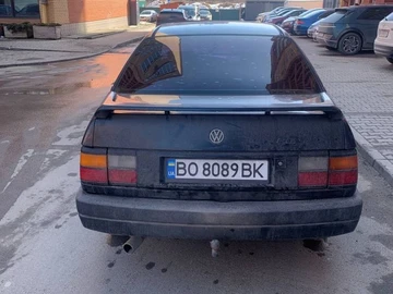 Авто Volkswagen Passat Variant 1992 № 8538915