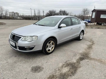 Авто Volkswagen Passat Sedan 2005 № 8539004