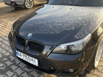 Авто BMW 5 Серия 2004 № 8539036