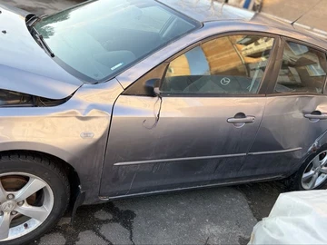 Авто Mazda 3 2005 № 8539038