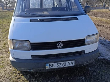 Авто Volkswagen Transporter 1993 № 8539205