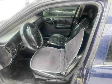 Авто Opel Vectra 1998 № 8539507
