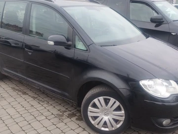 Авто Volkswagen Touran 2009 № 8539551