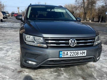 Авто Volkswagen Tiguan 2017 № 8539737