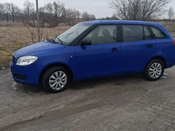 Авто Skoda Fabia 2010 № 8539968