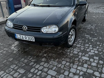 Авто Volkswagen Golf 2000 № 8540076