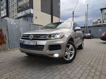 Авто Volkswagen Touareg 2011 № 8540082
