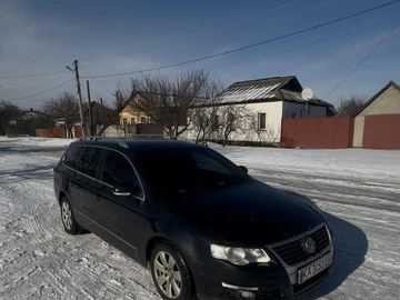 Авто Volkswagen Passat Variant 2005 № 8540256