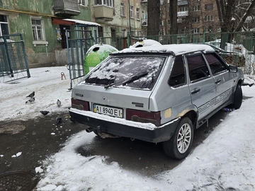 Авто ВАЗ 2109 2002 № 8540363