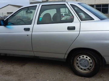 Авто ВАЗ 2110 2004 № 8540459