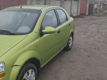 Авто Chevrolet Aveo 2004 № 8540497