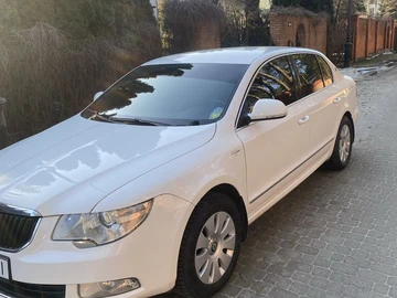 Авто Skoda Superb 2012 № 8540556