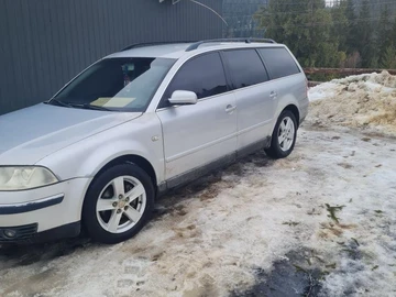 Авто Volkswagen Passat Hatchback 2001 № 8540557