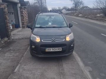 Авто Citroen C4 2013 № 8540625
