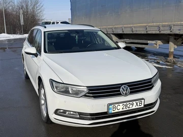 Авто Volkswagen Passat Variant 2015 № 8541097
