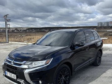 Авто Mitsubishi Outlander 2017 № 8541614