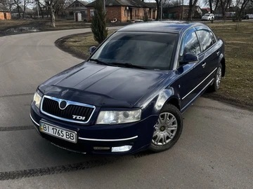 Авто Skoda Superb 2004 № 8541900