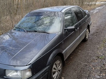 Авто Volkswagen Passat Sedan 1989 № 8542074