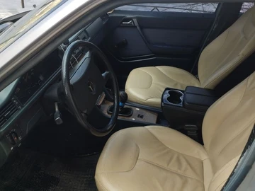Авто Mercedes 230 1986 № 8542078