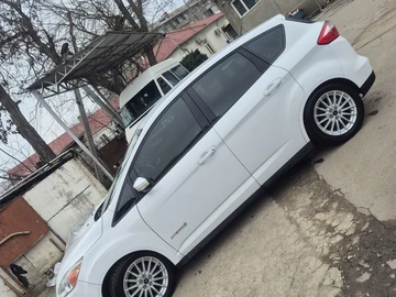 Авто Ford C-Max 2015 № 8542114