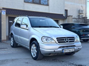 Авто Mercedes Ml Серия 2001 № 8542140