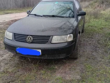 Авто Volkswagen Passat Sedan 2000 № 8542335