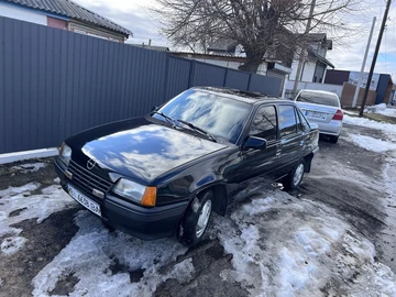 Авто Opel Kadett 1987 № 8542411