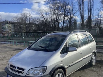 Авто Opel Zafira 2004 № 8542423