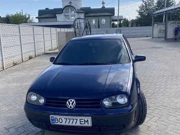 Авто Volkswagen Golf 2000 № 8542657