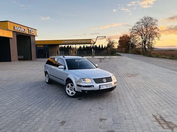 Авто Volkswagen Passat Variant 2003 № 8542668