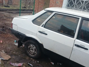 Авто ВАЗ 21096 1998 № 8542910