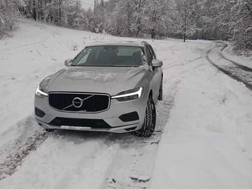 Авто Volvo Xc60 2019 № 8542935