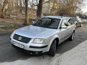 Авто Volkswagen Passat Variant 2002 № 8542938
