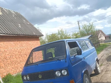Авто Volkswagen Transporter 1982 № 8543120