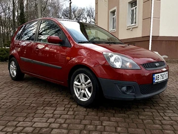 Авто Ford Fiesta 2006 № 8543147