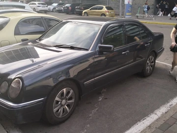 Авто Mercedes E Серия 1997 № 8543397