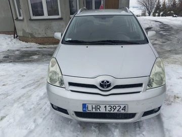 Авто Toyota Corolla Verso 2006 № 8543410