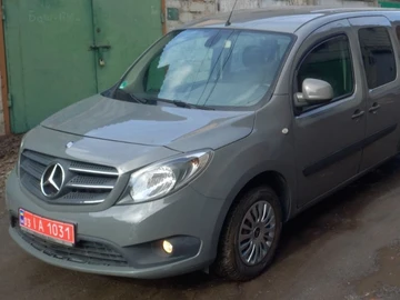 Авто Mercedes Mb 2015 № 8543431