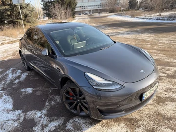 Авто Tesla Model 3 2019 № 8543471
