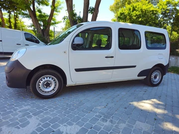 Авто Renault Kangoo Passenger 2013 № 8543680