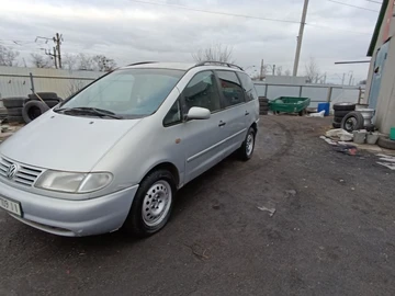 Авто Volkswagen Sharan 2003 № 8543899